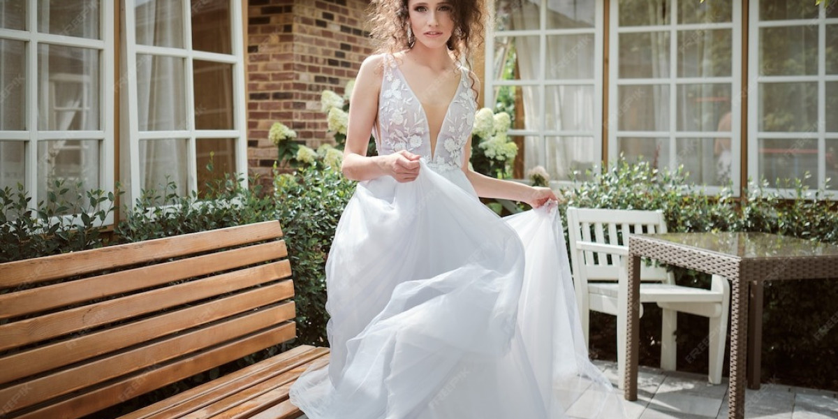 The Rise of Effortless Wedding Dress Styles