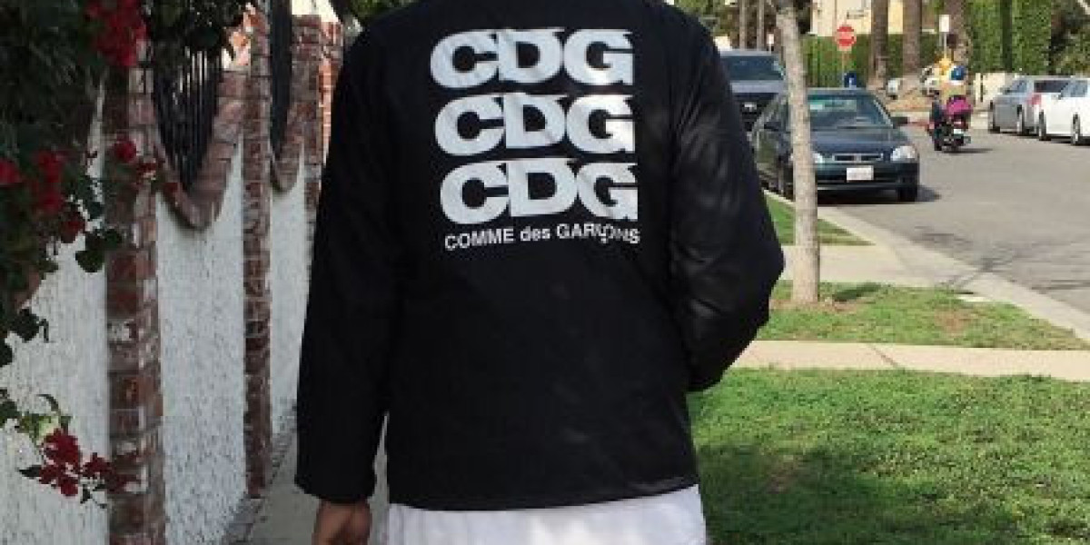 Comme des Garcons Jacket shape retention after long wear