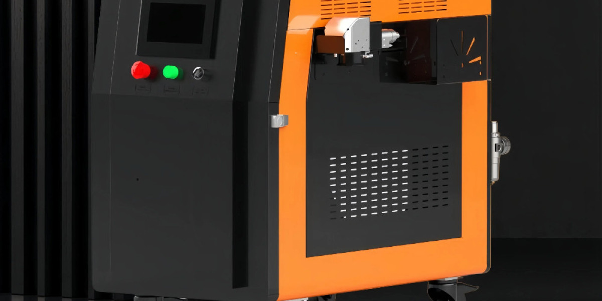 Restore Metal Surfaces Effortlessly with the Powerful Fiber Laser Rust Remover