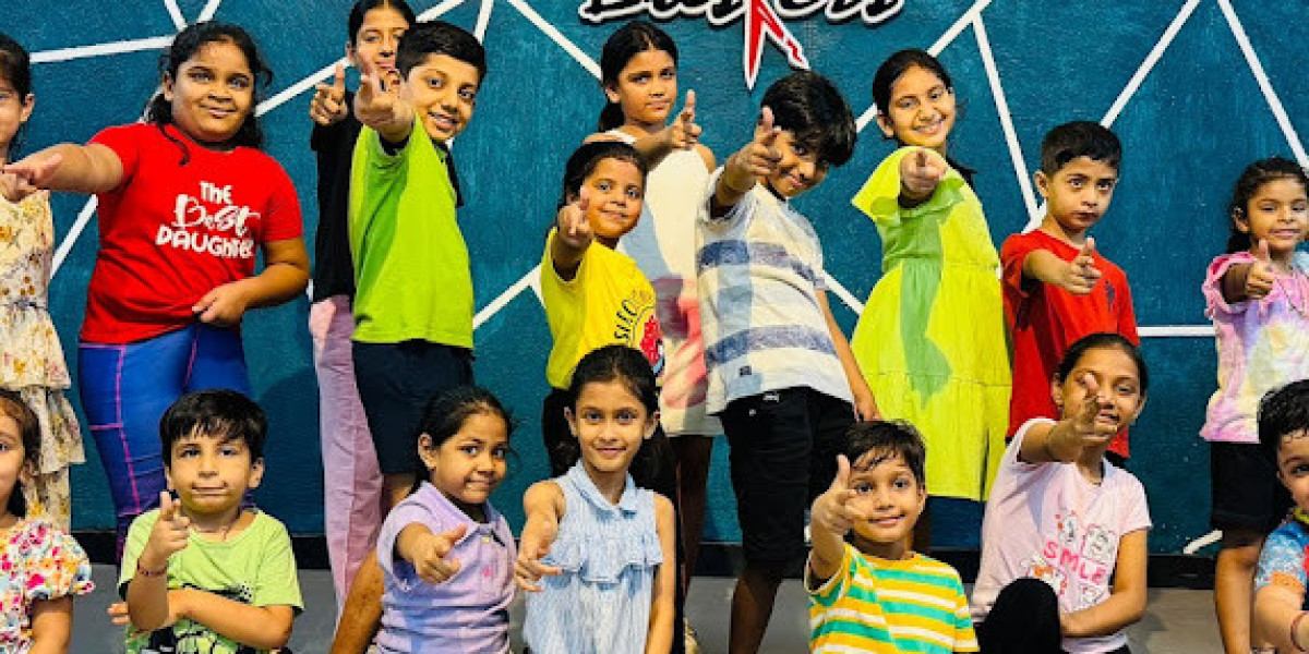 Salsa Dance Classes in Queens Road – Buskers Dance Institute at County Sports Academy