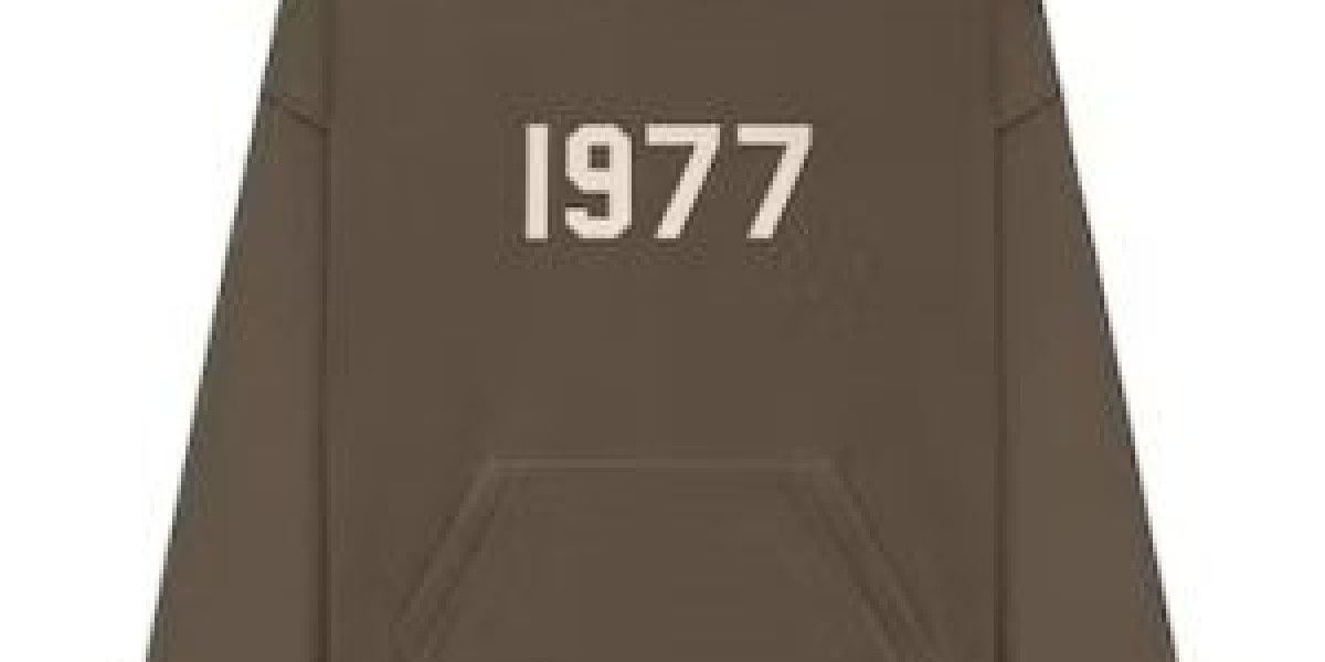 1977 Essentials Hoodie – A Symbol of Heritage, Comfort, and Modern Streetwear