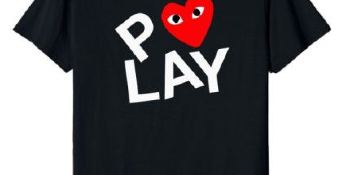 Comme des Garçons USA: Bold Designer Apparel