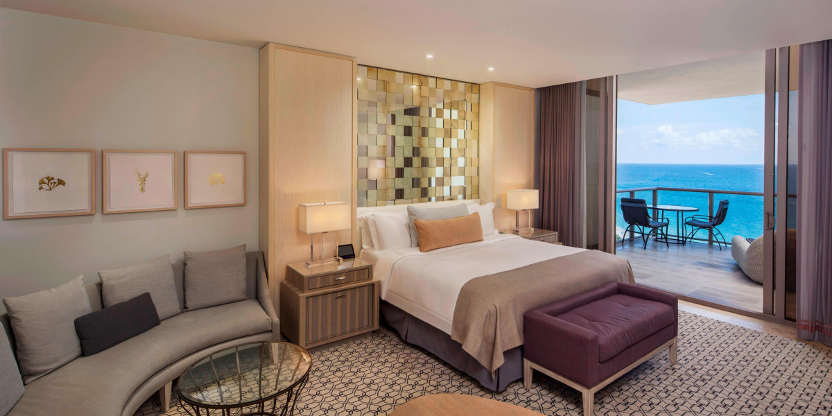 Grand Luxe King Room Plaza Hotel Experience at Vidanta Los Cabos
