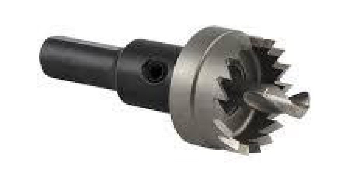 When Does a Hole Saw Cutter Improve Installation Accuracy?