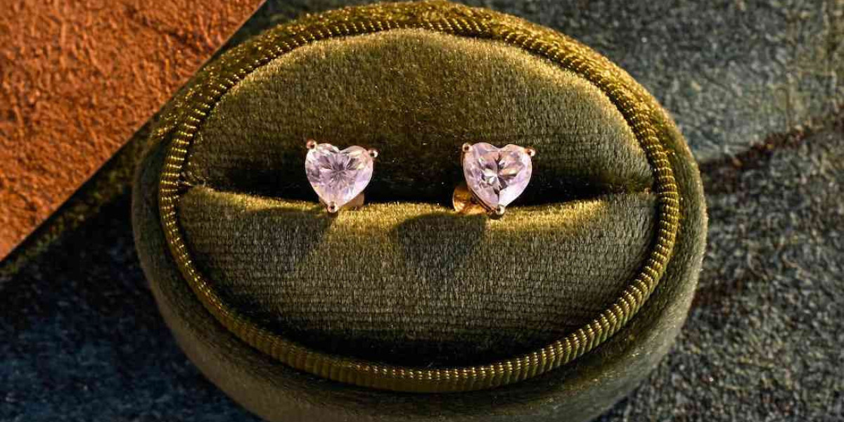 Diamond Stud Earrings: Timeless Elegance for Every Occasion