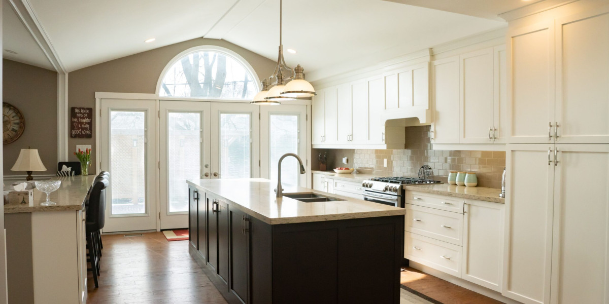 Luxury Custom Kitchen Ideas for High-End Homes in Burlington
