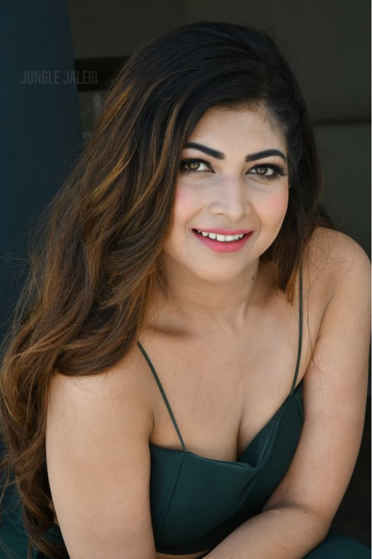 ritika 909011