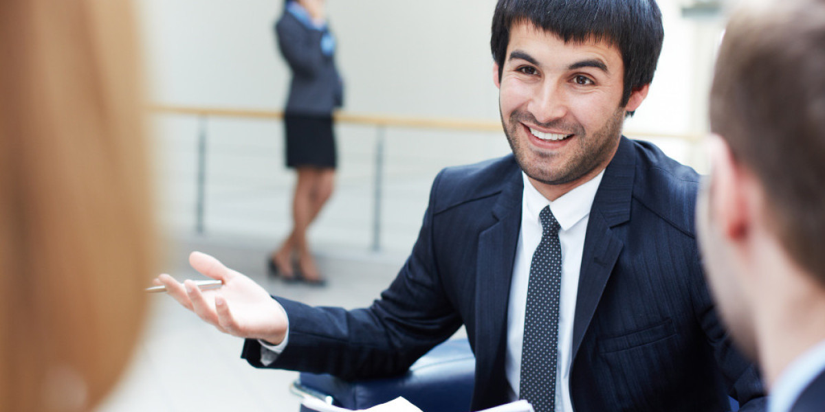 Understanding the Role of Commercial Agents London in Business Property
