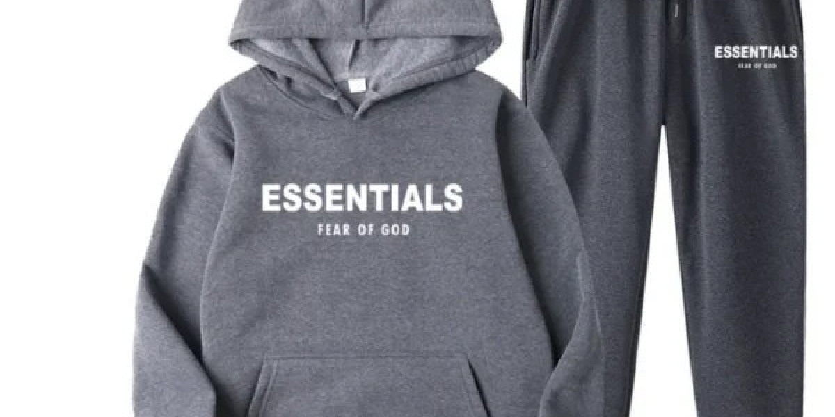 Essentials: A Simple Guide to Everyday Life