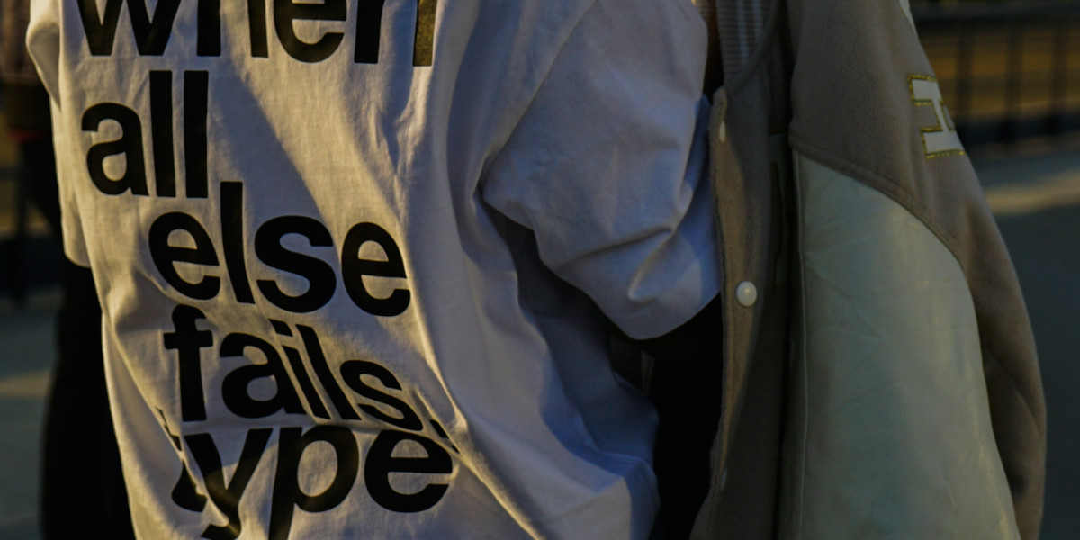 Emotional Clothing for Self-Discovery:
