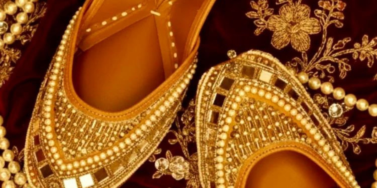 Why Do Punjabi Juttis Misshape With Use? What Are Some Tips to Preserve Them?