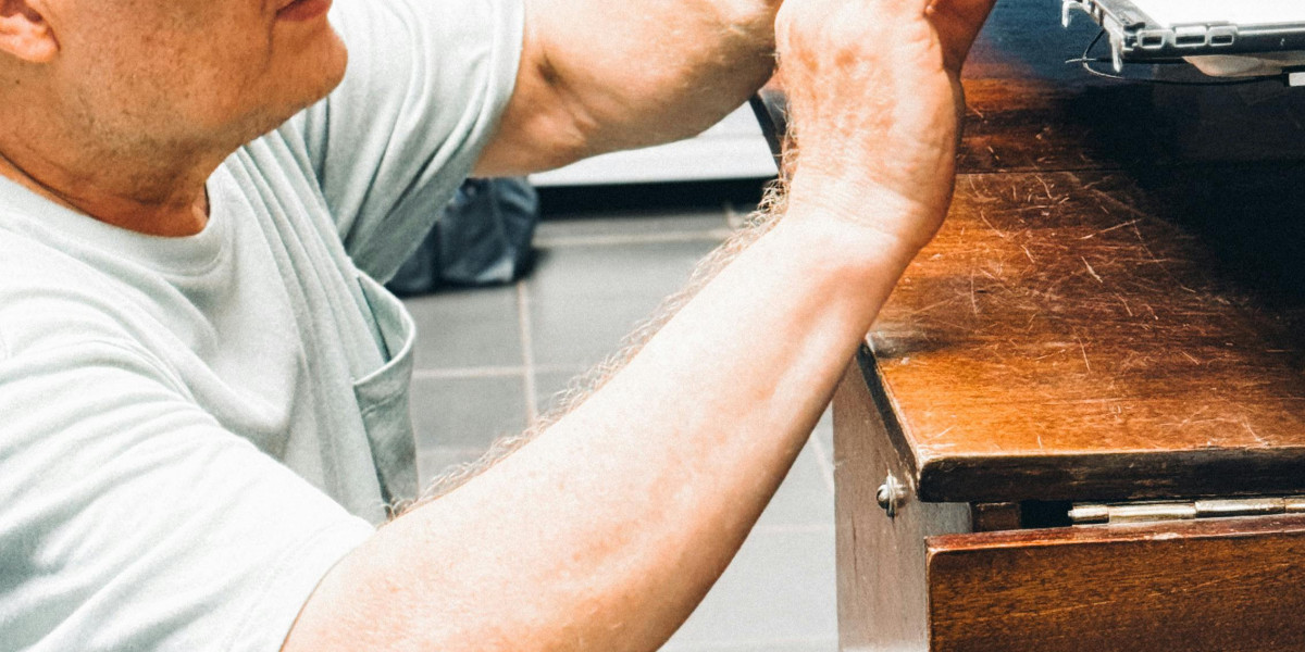 How Custom Cabinet Repair Improves Home Value and Aesthetics