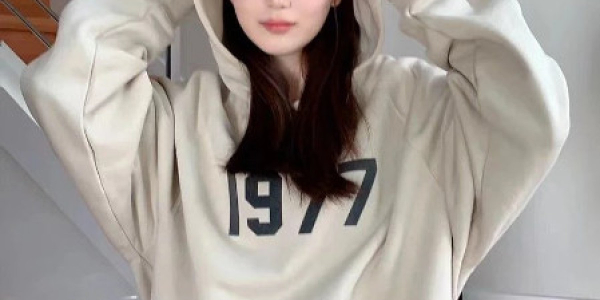 Essentials Hoodie: The Ultimate Wardrobe Staple for Comfort and Style