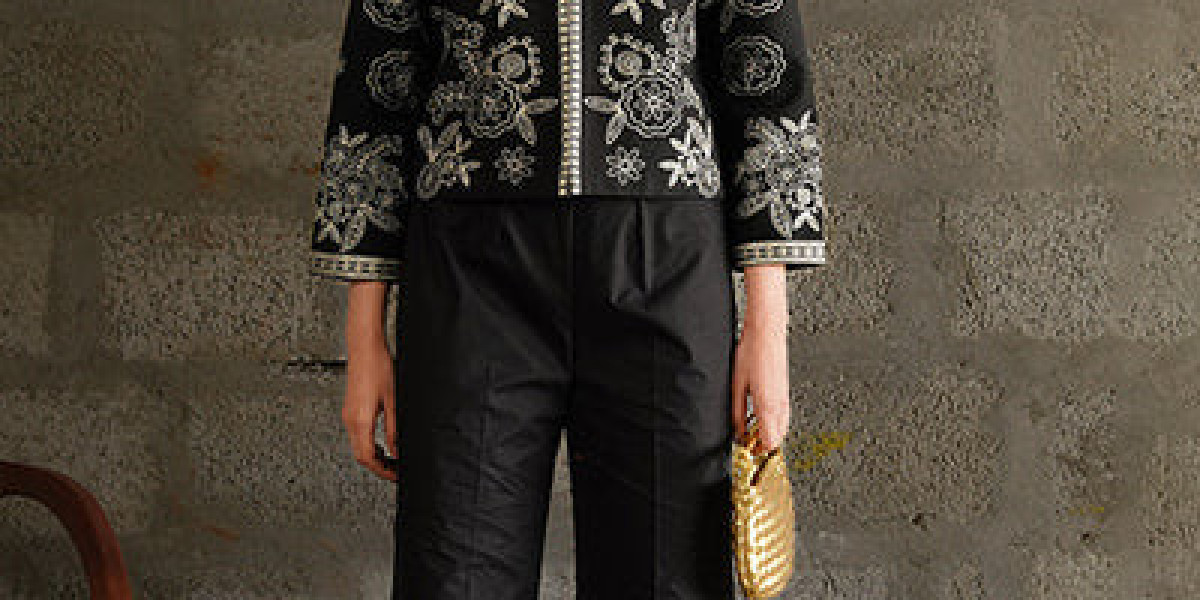 Latest Pakistani Eid Fashion Trends Redefining Festive Style