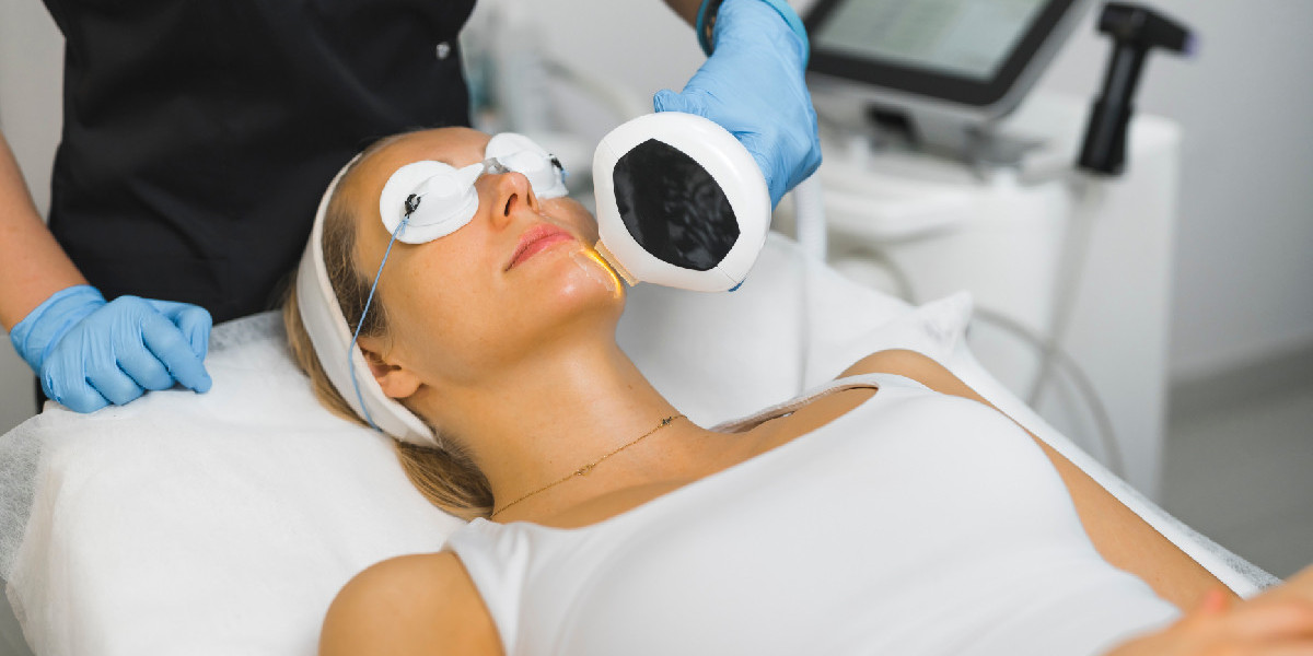 Laser Hair Removal for Long-Lasting Smoothness