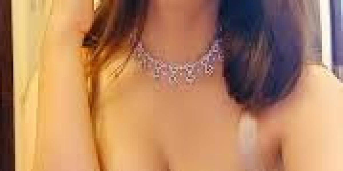Own the Night in Delhi: Secret Social Codes Only Model Travel Escort Truly Understand