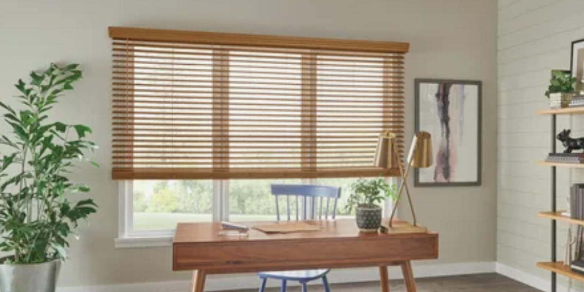Elevate Your Home Design with Faux Wood Blinds Friendswood and Roller Shades Friendswood