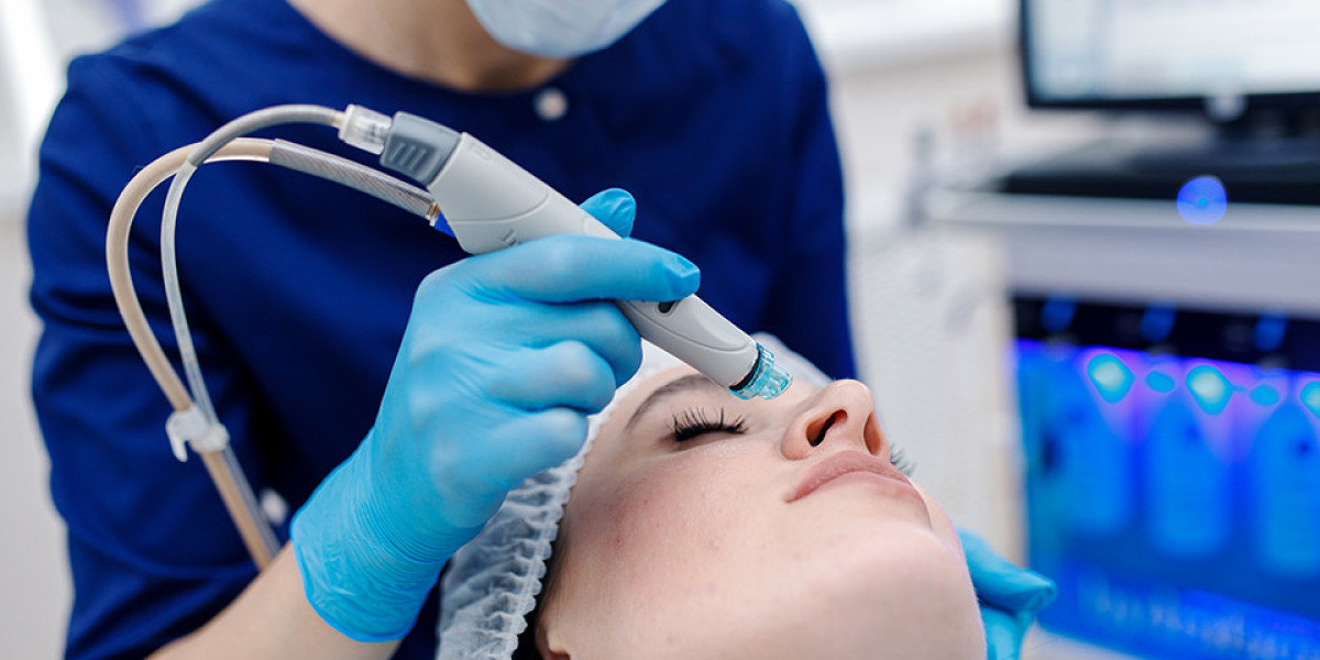 HydraFacial in Riyadh for a Fresh Facial Glow
