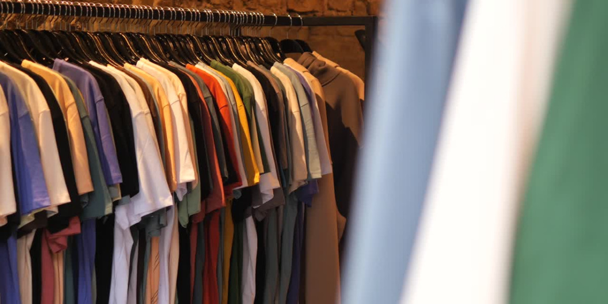 How Small Clothing Brands Can Look More Professional