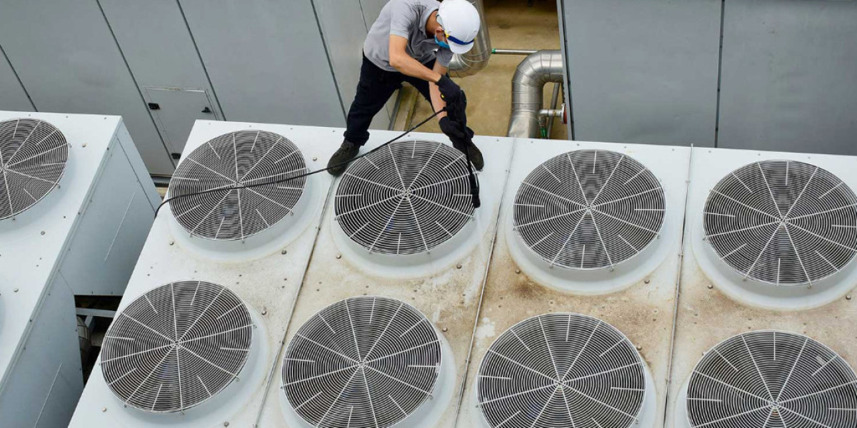 Why Businesses Trust Cooling Tower Experts in Dubai for Reliable Industrial Cooling Solutions