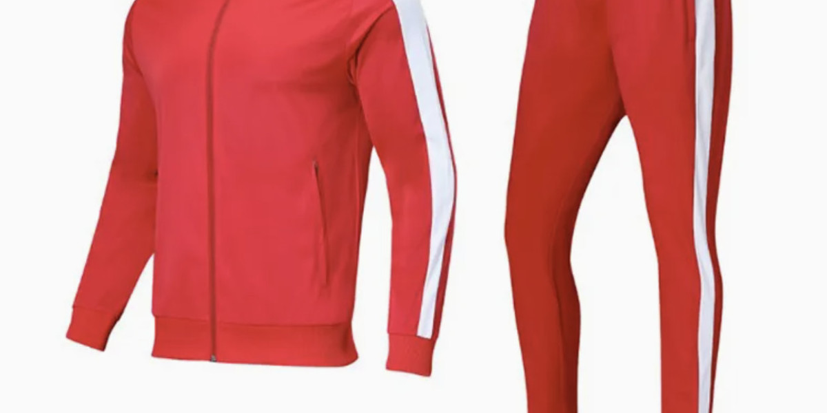 How to Design Professional Custom Tracksuits for Your Team | Custom Sports Clothing UK