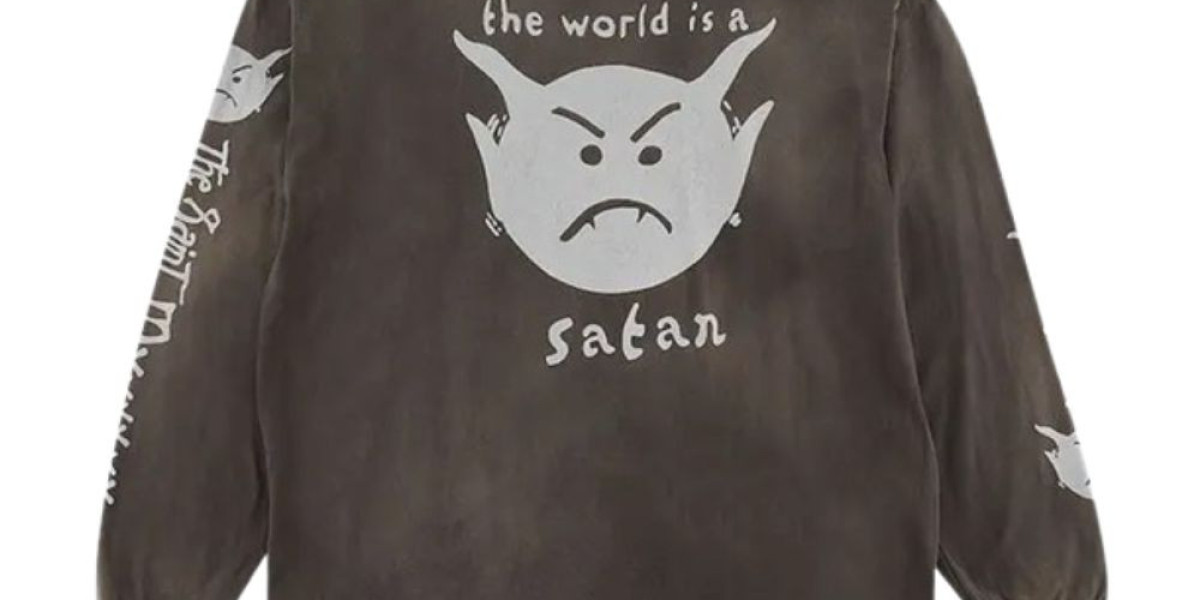 Why Is the Fear of God Saint Mxxxxxx Tee Showing Up in Searches?