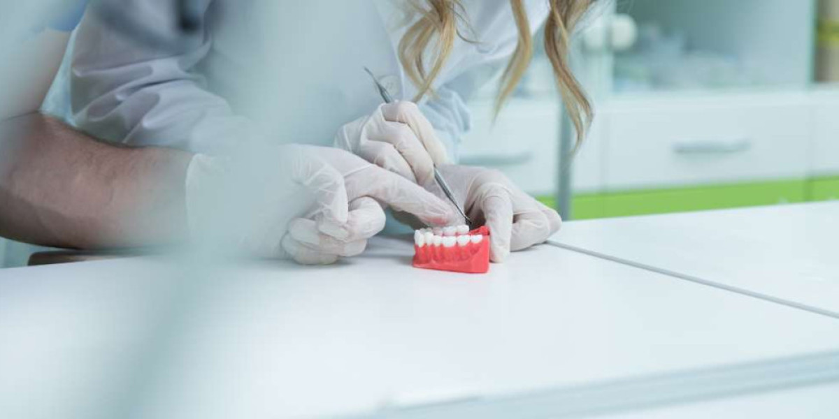 Affordable Dentures in Peterborough Without Compromising Quality