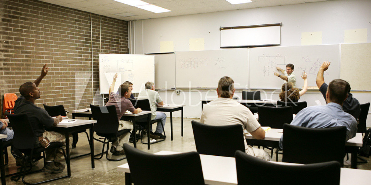 Security Guard Training Online: A Flexible Path to a Rewarding Security Career