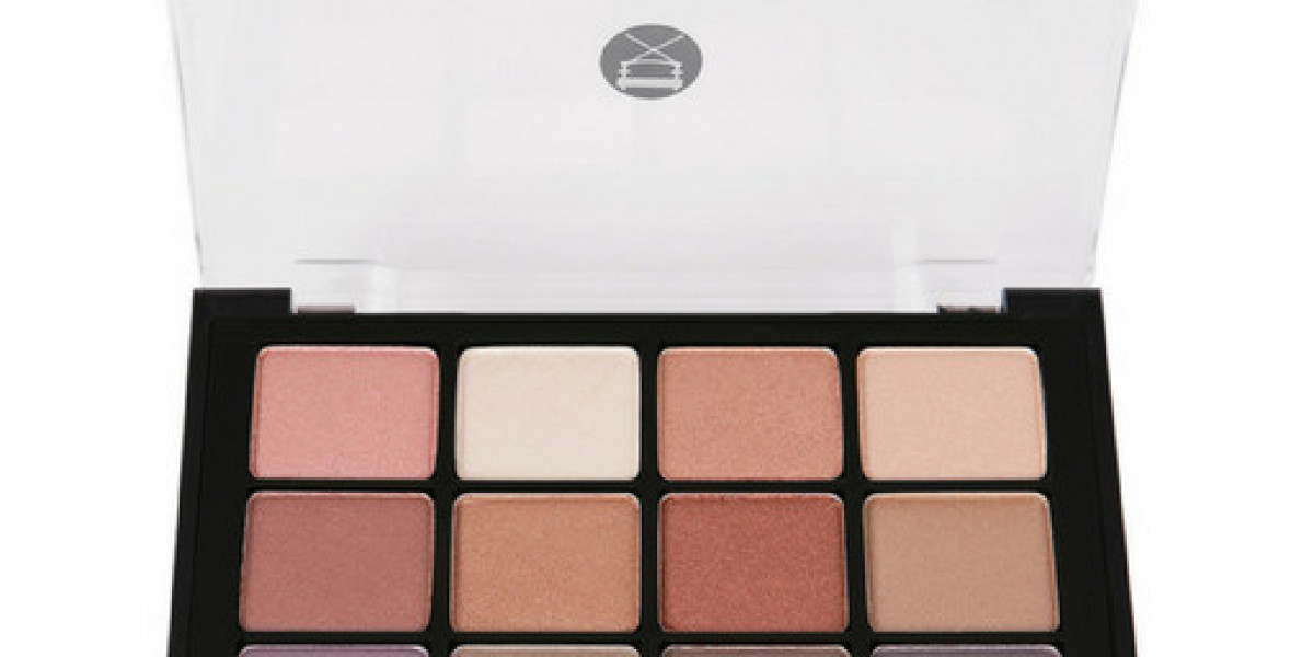 Eye Shadow Singles vs. Palettes: Which Option Is Right for You?