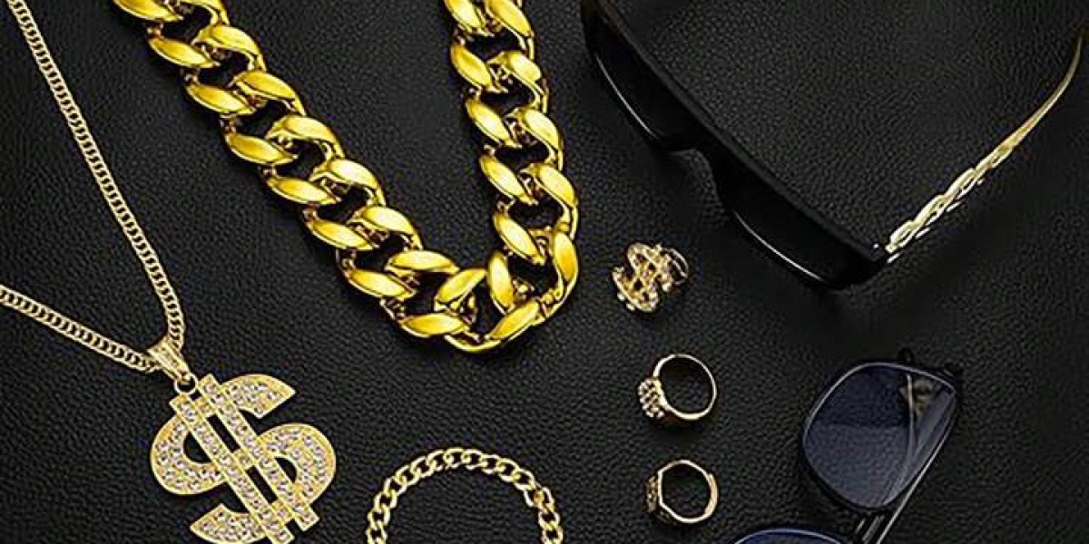 Why Hip Hop Jewelry Is More Than a Fashion Trend in 2026