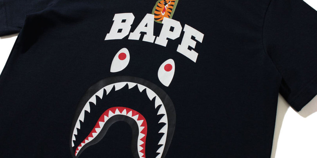 Bape and Bluza Rekin BAPE: The Ultimate Streetwear Hoodie That Never Goes Out of Style