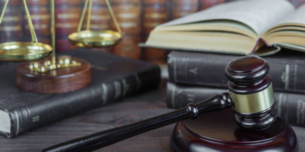 How a Child Custody Lawyer Can Protect Your Parental Rights