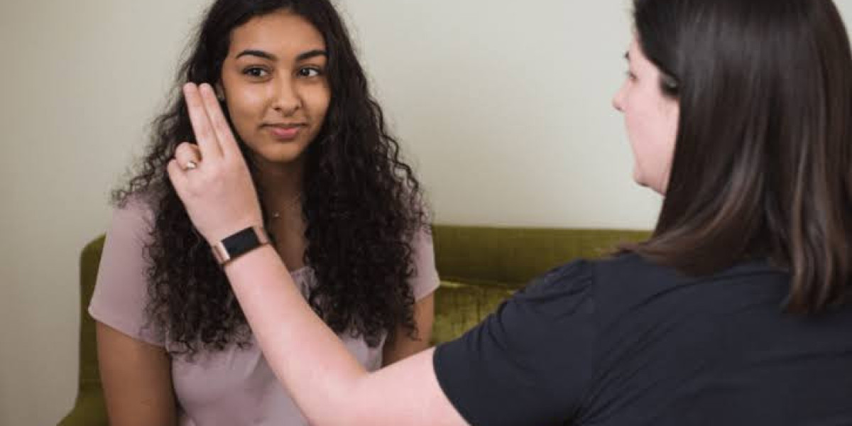 Trauma EMDR Therapist Support for Emotional Healing and Recovery