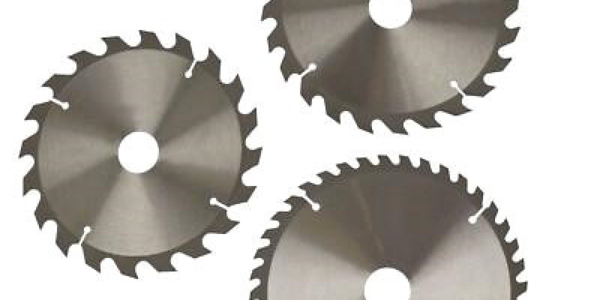 What Shapes Wood Cutting Saw Blade Selection for Workshop Tasks?