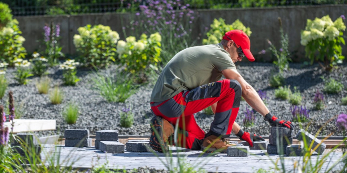 Kingswood Landscape for Complete Outdoor Design and Construction
