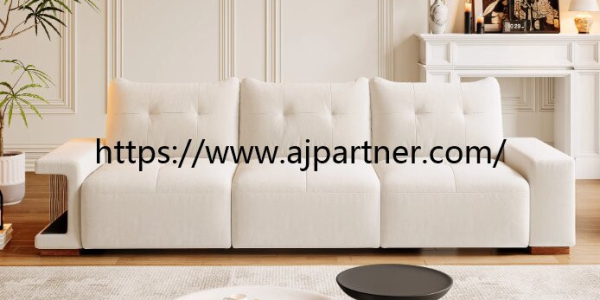 Exploring Comfort, Materials, and Style in Lounge Seating