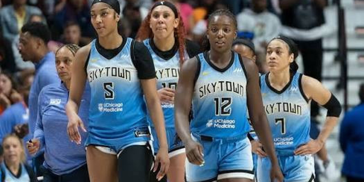 Hailey Van Lith delivers Sky with a lineup trouble they didn't hope