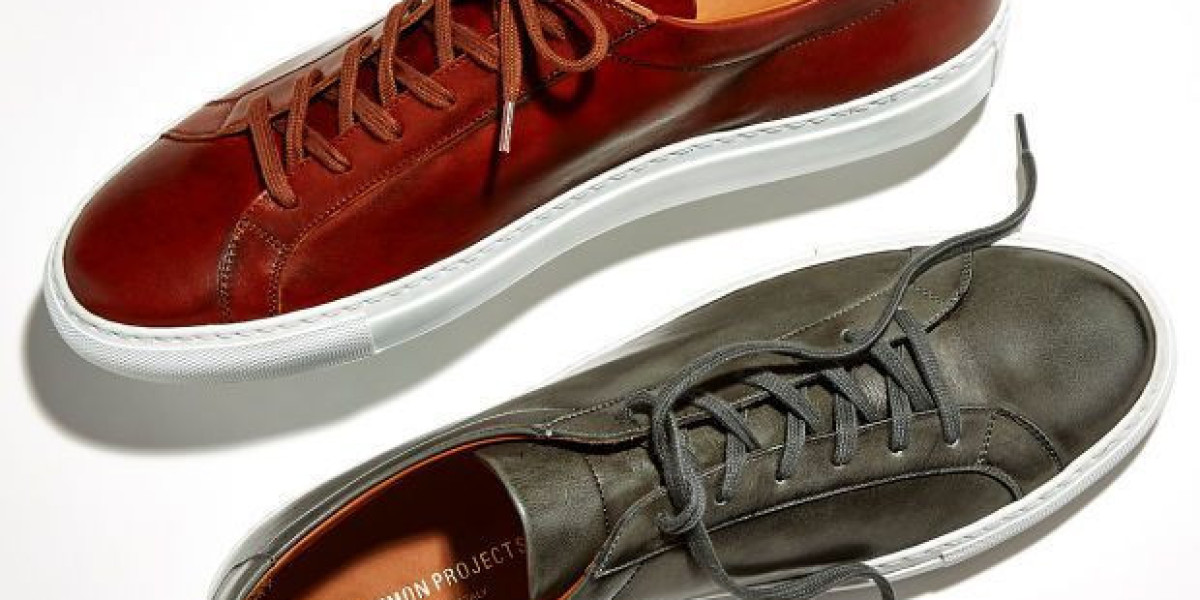Common Projects Sneakers Bring Quiet Confidence to Fashion